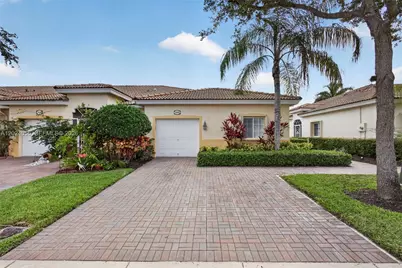 2368 Windjammer Way, West Palm Beach, FL 33411 - Photo 2