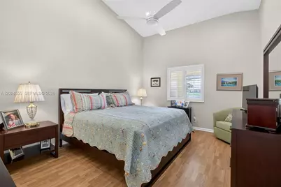2368 Windjammer Way, West Palm Beach, FL 33411 - Photo 32