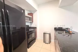 7290 SW 90th St, Miami, FL 33156 - Photo 4
