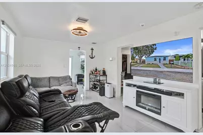 2220 Hope St, Hollywood, FL 33020 - Photo 6