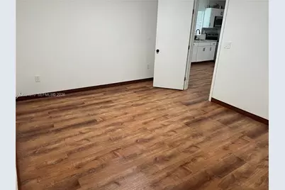 12400 NE 11th Ct #3, North Miami, FL 33161 - Photo 6