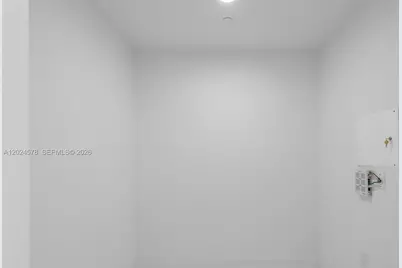 851 NE 1st Ave #4305, Miami, FL 33132 - Photo 10
