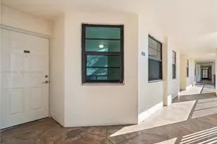 7547 Fairfax Dr, Tamarac, FL 33321 - Photo 30