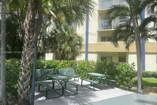 4550 NW 9th St, Miami, FL 33126 - Photo 28