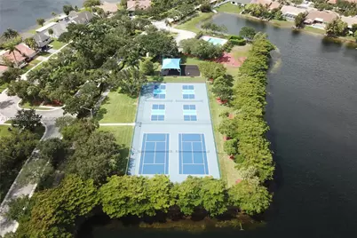 16460 NW 12th St, Pembroke Pines, FL 33028 - Photo 28