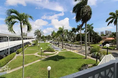 600 Layne Blvd #212, Hallandale Beach, FL 33009 - Photo 4