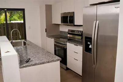 958 NW 10th St #4, Florida City, FL 33034 - Photo 10