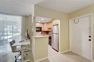 1040 SE 4th Ave, Deerfield Beach, FL 33441 - Photo 20