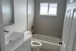 1185 NW 100th St, Miami, FL 33150 - Photo 4