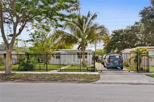 14370 NW 21st Ct, Opa-Locka, FL 33054 - Photo 10