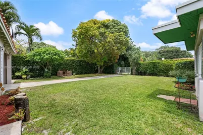 181 NW 110th St, Miami Shores, FL 33168 - Photo 56