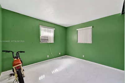 5931 NE 1st Ave, Oakland Park, FL 33334 - Photo 12
