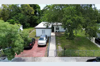 404 NW 18th Ave, Fort Lauderdale, FL 33311 - Photo 20
