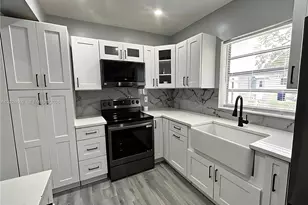 404 NW 18th Ave, Fort Lauderdale, FL 33311 - Photo 4
