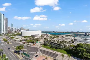 398 NE 5th St, Miami, FL 33132 - Photo 20