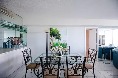 3701 N Country Club Dr #902, Aventura, FL 33180 - Photo 6