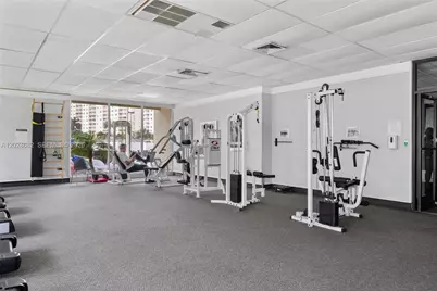 300 Bayview Dr #807, Sunny Isles Beach, FL 33160 - Photo 28