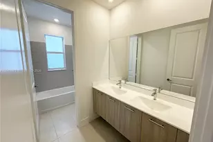 12336 SW 43rd Ct, Davie, FL 33330 - Photo 24