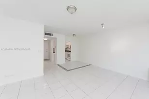 1408 Brickell Bay Dr, Miami, FL 33131 - Photo 6