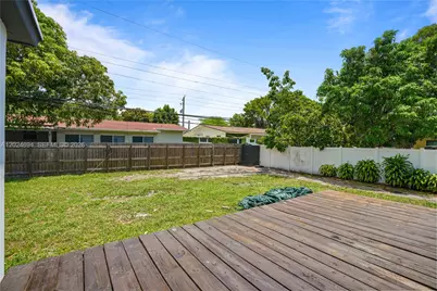 1081 NE 166th St #1081, North Miami Beach, FL 33162 - Photo 20