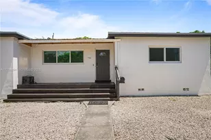 1081 NE 166th St, North Miami Beach, FL 33162 - Photo 38