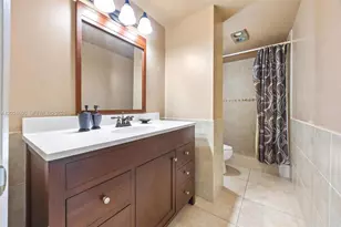 4350 Hillcrest Dr, Hollywood, FL 33021 - Photo 12