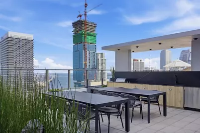 121 NE 5th St #1712, Miami, FL 33132 - Photo 14