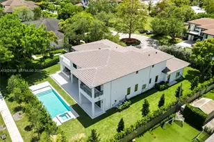 9405 SW 72nd Ct, Pinecrest, FL 33156 - Photo 48