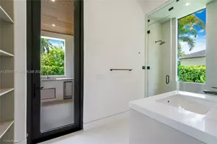 9405 SW 72nd Ct, Pinecrest, FL 33156 - Photo 30