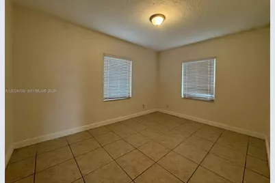 1320 NW 87th St, Miami, FL 33147 - Photo 8