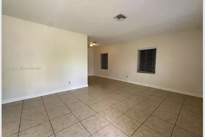 1320 NW 87th St, Miami, FL 33147 - Photo 4