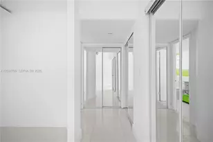 18601 NE 14th Ave, Miami, FL 33179 - Photo 16