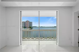 18601 NE 14th Ave, Miami, FL 33179 - Photo 18