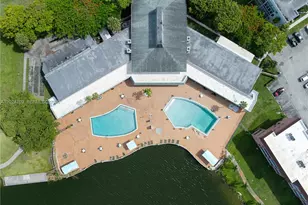 18601 NE 14th Ave, Miami, FL 33179 - Photo 24