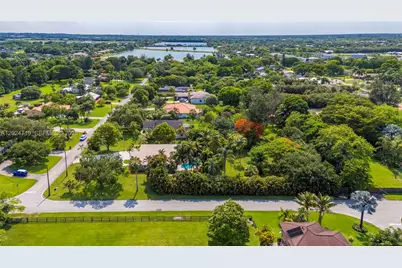 14501 SW 18th Ct, Davie, FL 33325 - Photo 50