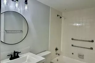 850 SW 133rd Terrace, Pembroke Pines, FL 33027 - Photo 16