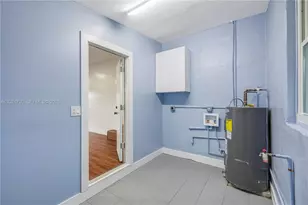 2520 NW 108th St, Miami, FL 33167 - Photo 20