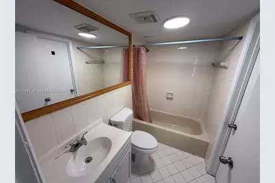 6278 W 22nd Ct #7, Hialeah, FL 33016 - Photo 6