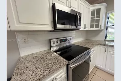 6449 NW 171st St #0, Hialeah, FL 33015 - Photo 10