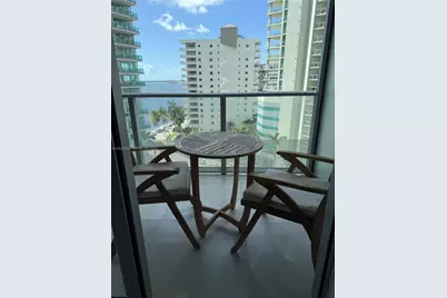 1300 Brickell Bay Dr #1007, Miami, FL 33131 - Photo 16