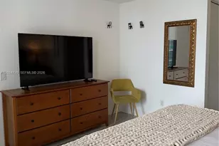 1300 Brickell Bay Dr, Miami, FL 33131 - Photo 20