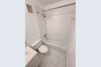 2232 SE 26th Ln #2232-1, Homestead, FL 33035 - Photo 20