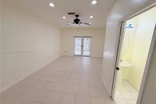 2232 SE 26th Ln, Homestead, FL 33035 - Photo 10