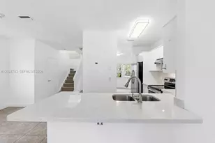 16035 Emerald Cove Rd, Weston, FL 33331 - Photo 20