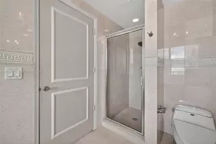 16500 Collins Ave, Sunny Isles Beach, FL 33160 - Photo 64