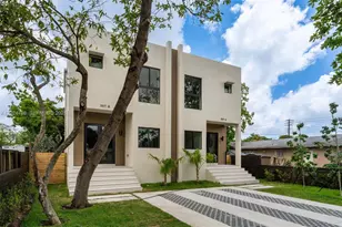 1917 NW 17th St, Miami, FL 33125 - Photo 32