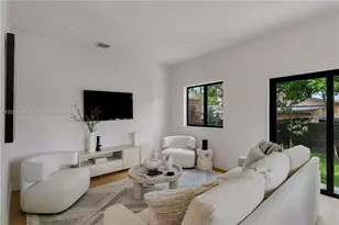 1917 NW 17th St, Miami, FL 33125 - Photo 4