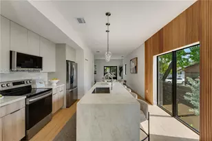 1917 NW 17th St, Miami, FL 33125 - Photo 1