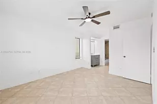 1025 Coral Club Dr, Coral Springs, FL 33071 - Photo 14