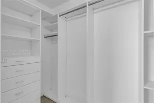 90 Edgewater Dr, Coral Gables, FL 33133 - Photo 22